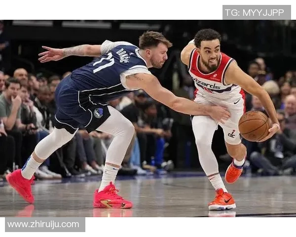 东契奇狂砍73分刷新现役最高纪录独行侠击败太阳终结其11连胜之旅 东契奇狂砍73分刷新现役最高纪录独行侠击败太阳终结其11连胜之旅