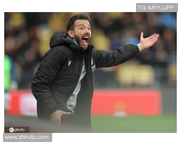 瓦伦西亚教练：目前球队状态低迷，需调整心态重振军心