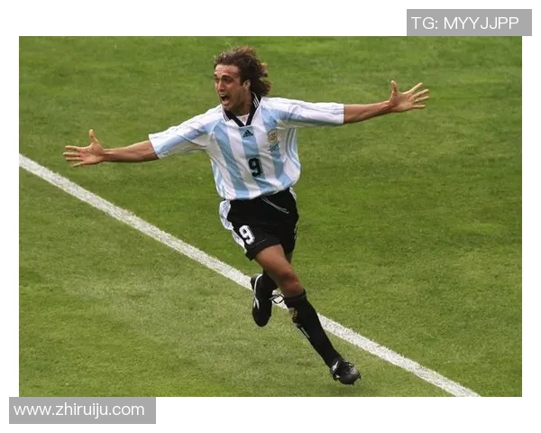 马拉多纳：无与伦比的足球天才