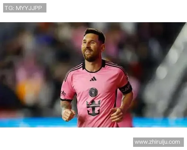 尤文图斯豪赌！签下梅西助阵2022意甲赛季开启，球迷热议巨星组合的冲击力