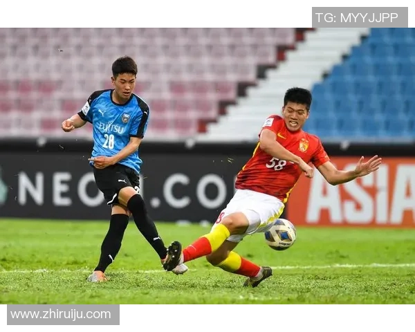 新泻天鹅迎战盯田球队全力争胜展现实力与团队合作精神